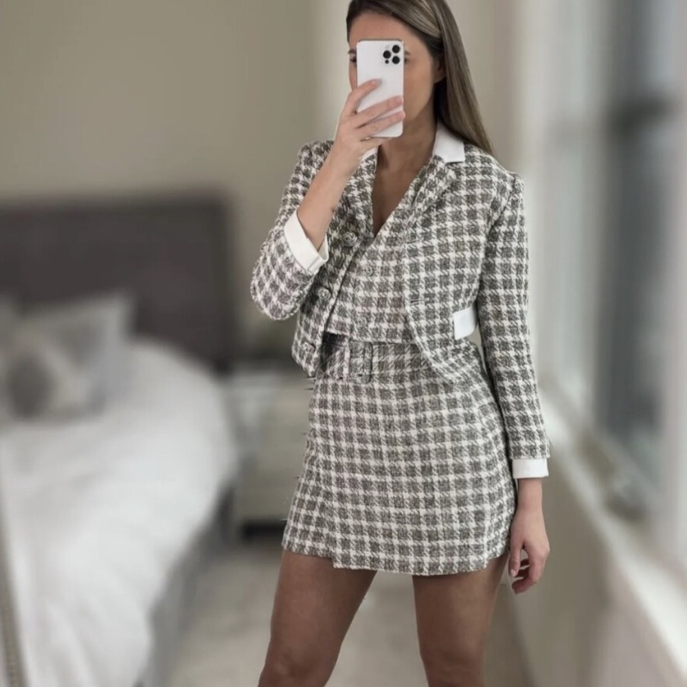 Zara Tweed Plaid Mini Dress Cut Out Check Grey White Old Money Minimalist Small